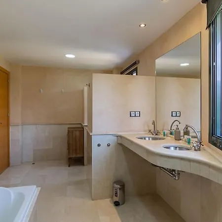 Tranquil 3 Bed With Private Pool + Sea View! Benalmádena
