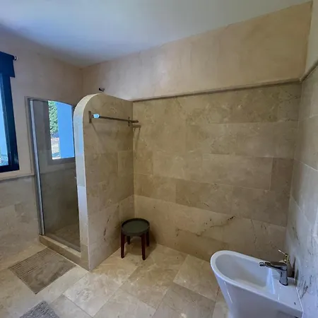 Villa Tranquil 3 Bed With Private Pool + Sea View! *